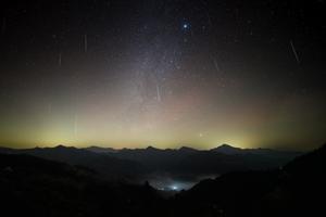 宇宙赠礼——记2025年双子座流星雨